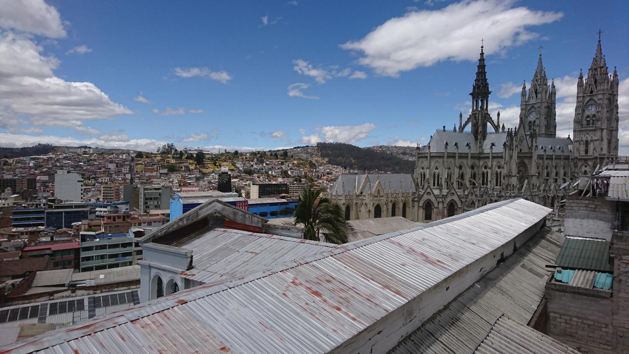 Tin House Quito Hotel Екстериор снимка