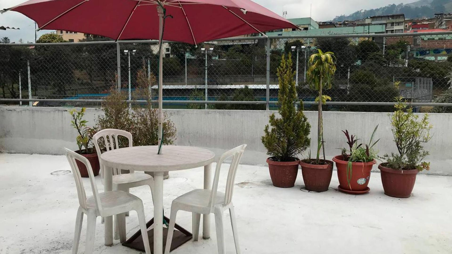 Tin House Quito Hotel Екстериор снимка